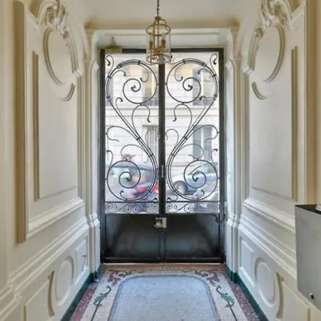 Private In Auteuil By Guestready *